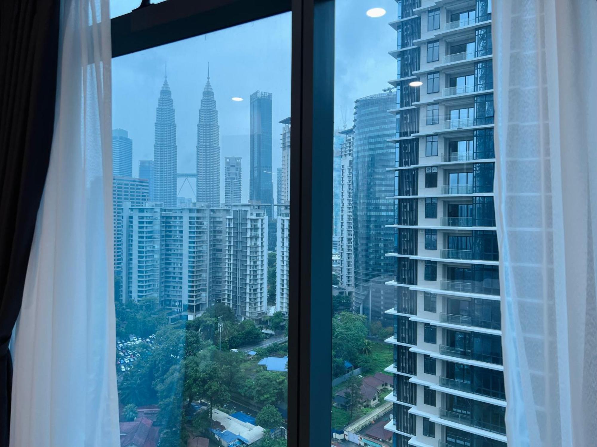 Eaton Residence Klcc Kuala Lumpur Buitenkant foto